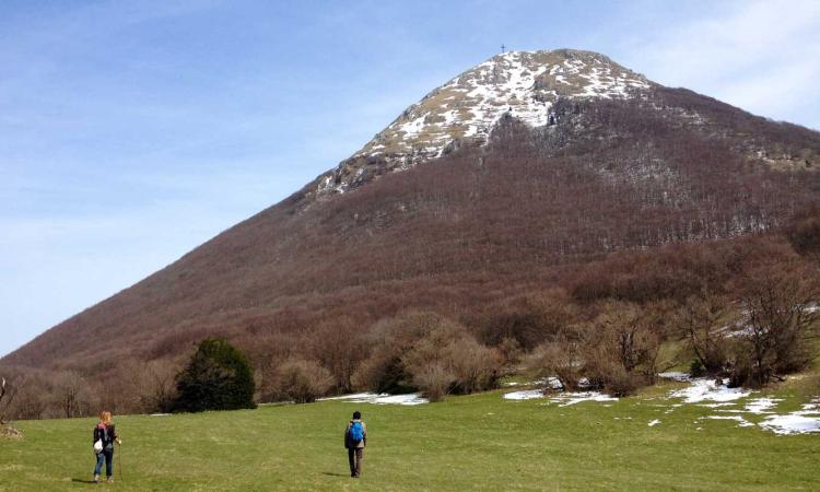 Fase 2, attività motoria di nuovo consentita alla riserva naturale di monte San Vicino e Canfaito
