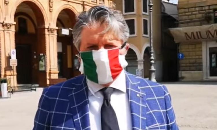 Tolentino, scatta l'obbligo della mascherina: sanzioni fino a 500 euro per i trasgressori Tolentino, scatta l'obbligo della mascherina: sanzioni fino a 500 euro per i trasgressori