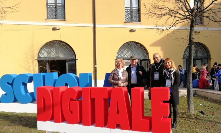 Macerata, gli studenti del Liceo Leopardi protagonisti nella prima maratona online della scuola italiana Macerata, gli studenti del Liceo Leopardi protagonisti nella prima maratona online della scuola italiana
