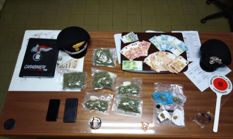 Montelupone, tre giovani in auto con la droga: uno di loro nascondeva 1600 euro nelle mutande