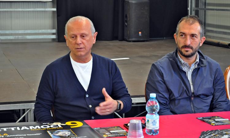 Caldarola, la rassegna "Dialettiamoci" sbarca sul web Caldarola, la rassegna "Dialettiamoci" sbarca sul web
