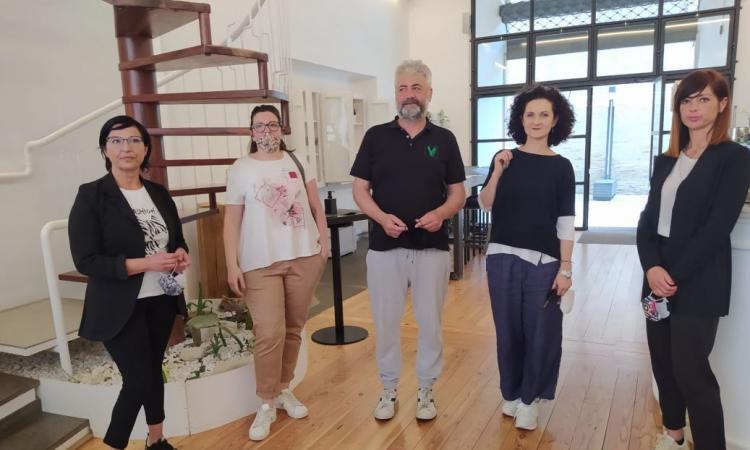 "Quale futuro per Macerata?": i commercianti convocano tutte le “figure” politiche cittadine "Quale futuro per Macerata?": i commercianti convocano tutte le “figure” politiche cittadine
