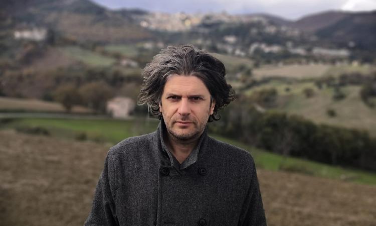 In concorso con la videopoesia de "L'infinito": Simone Massi unico italiano al Festival di Hiroshima In concorso con la videopoesia de "L'infinito": Simone Massi unico italiano al Festival di Hiroshima
