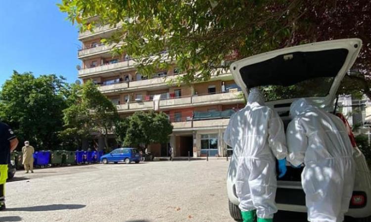Coronavirus, due nuovi contagi nelle Marche: altri 41 tamponi all'Hotel House, nessun caso positivo