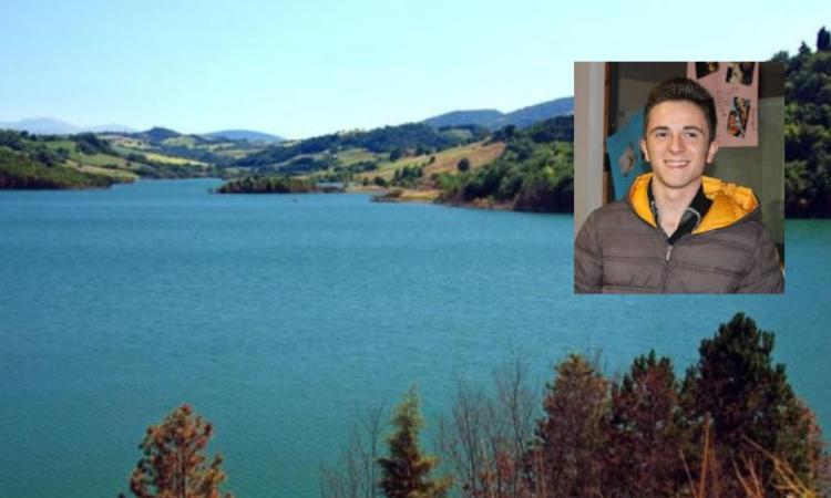 Cingoli, ritrovato senza vita il corpo del giovane di 22 anni scomparso ieri al lago Castreccioni