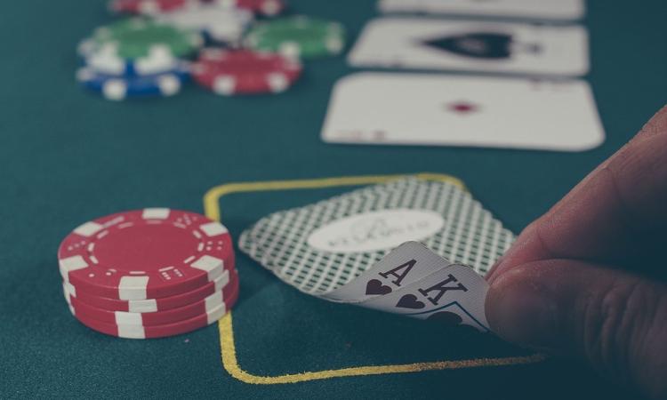 Come giocare al blackjack online