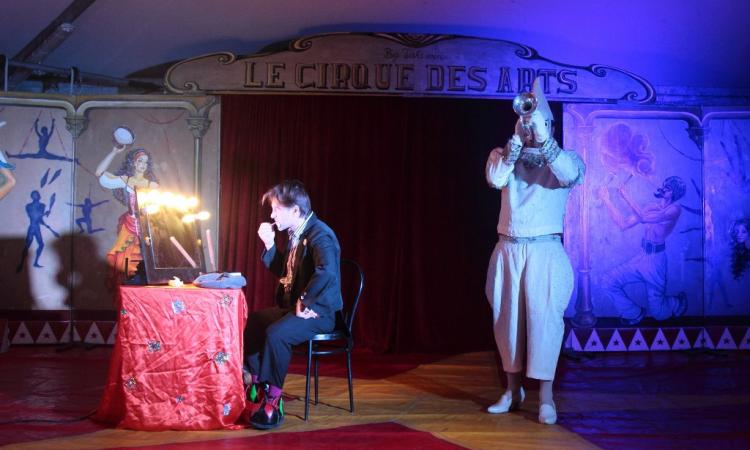 San Severino, il circo Takimiri arriva in piazza: prima serata dedicata all'arte circense San Severino, il circo Takimiri arriva in piazza: prima serata dedicata all'arte circense