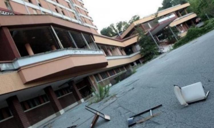 L'ex "Hotel Marche" ceduto al Comune di Tolentino: "L'area degradata verrà recuperata"