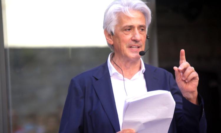 Macerata, "Se puoi sognarlo, puoi farlo": Sandro Parcaroli si lancia verso la poltrona da Sindaco (Fotogallery e VIDEO) Macerata, "Se puoi sognarlo, puoi farlo": Sandro Parcaroli si lancia verso la poltrona da Sindaco (Fotogallery e VIDEO)