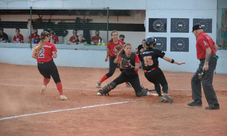Macerata Softball, partenza sprint: doppia vittoria all'esordio Macerata Softball, partenza sprint: doppia vittoria all'esordio