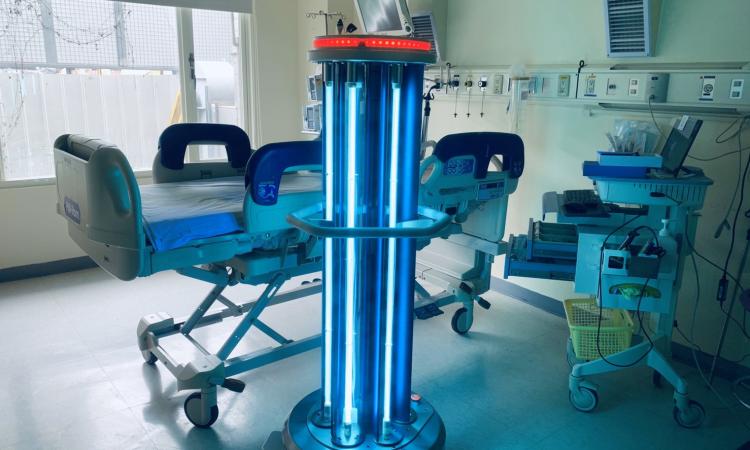 Civitanova, a Villa Pini arriva "Hyper Light": il robot "killer" dei microrganismi patogeni