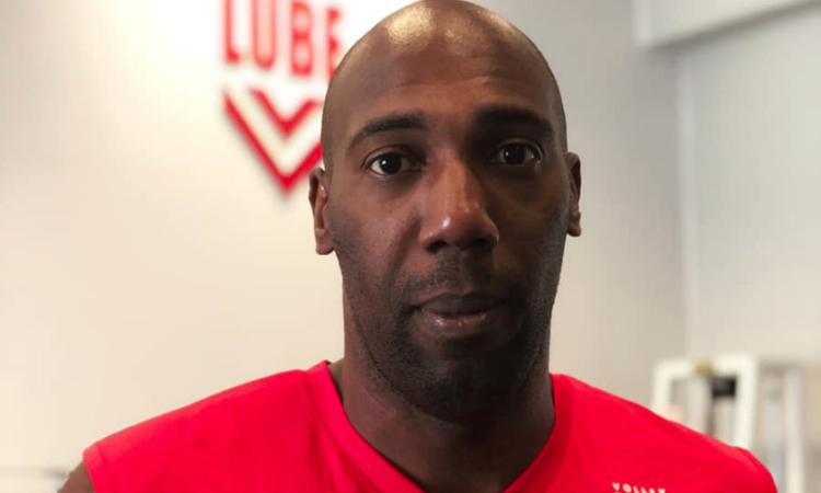 Lube, il centrale Simon si unisce al gruppo: "Tifosi, contate su di noi" Lube, il centrale Simon si unisce al gruppo: "Tifosi, contate su di noi"