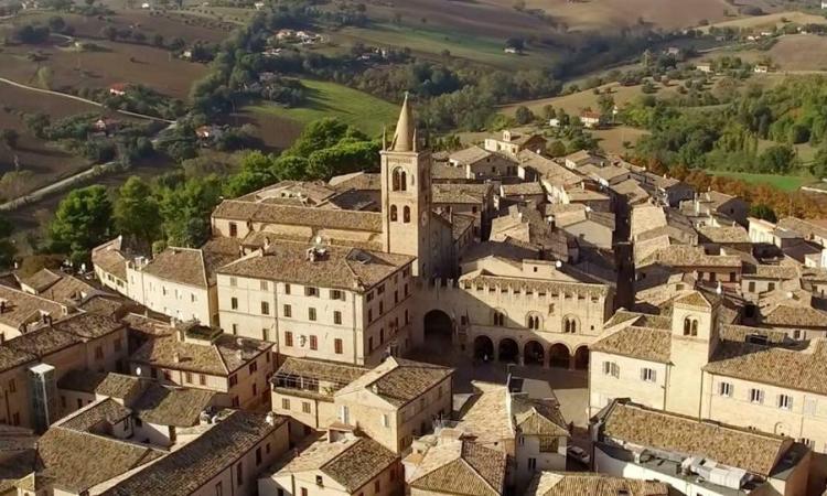 Montecassiano, un video per mostrare il bello del borgo ai turisti Montecassiano, un video per mostrare il bello del borgo ai turisti