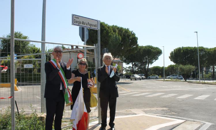 Macerata, intitolata la via a Giorgio Pagnanelli. Andrea Angeli: "Un maestro" Macerata, intitolata la via a Giorgio Pagnanelli. Andrea Angeli: "Un maestro"