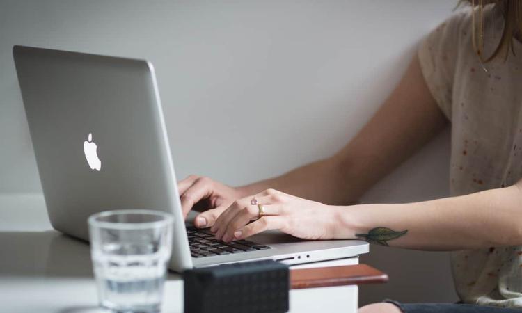 Vendite online: quando serve la Partita IVA?