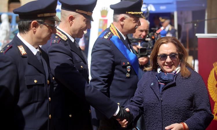 Il Prefetto Iolanda Rolli saluta Macerata: "Terra splendida, che porto nel cuore" Il Prefetto Iolanda Rolli saluta Macerata: "Terra splendida, che porto nel cuore"