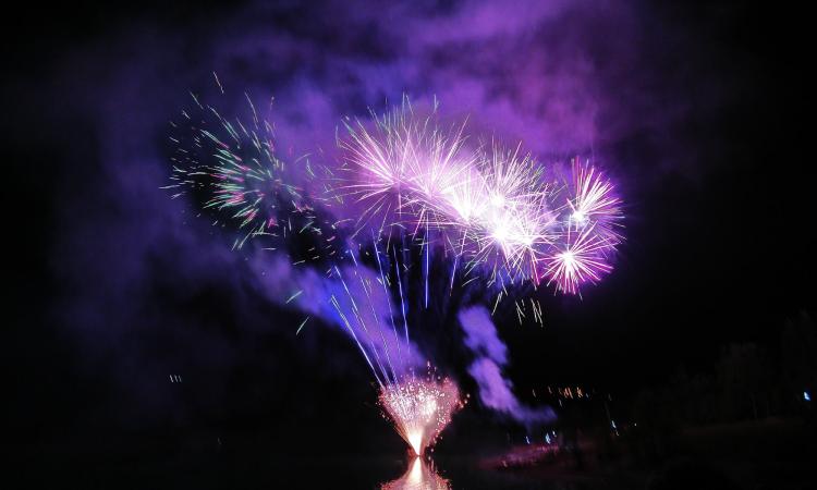 Fiastra, niente fuochi sul lago il 9 agosto: annullata anche la festa di San Lorenzo Fiastra, niente fuochi sul lago il 9 agosto: annullata anche la festa di San Lorenzo