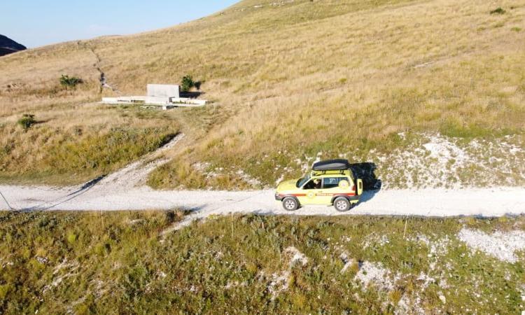 Montemonaco, ragazza si infortuna durante un'escursione: interviene il Soccorso Alpino Montemonaco, ragazza si infortuna durante un'escursione: interviene il Soccorso Alpino