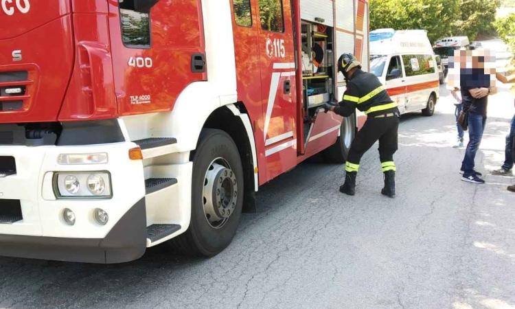 Camerino, schiacciato da un braccio meccanico mentre lavora in casa: trovato senza vita il farmacista Giancarlo Cardarelli