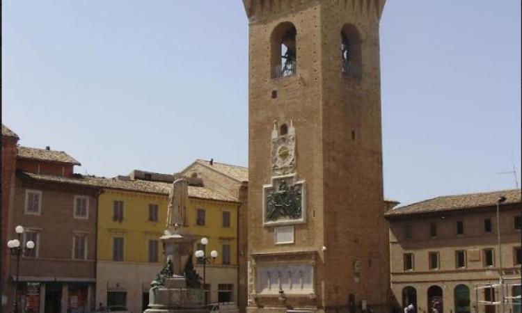 Recanati, da Ferragosto la Torre del Borgo tornerà visitabile fino alla “Battagliera” Recanati, da Ferragosto la Torre del Borgo tornerà visitabile fino alla “Battagliera”