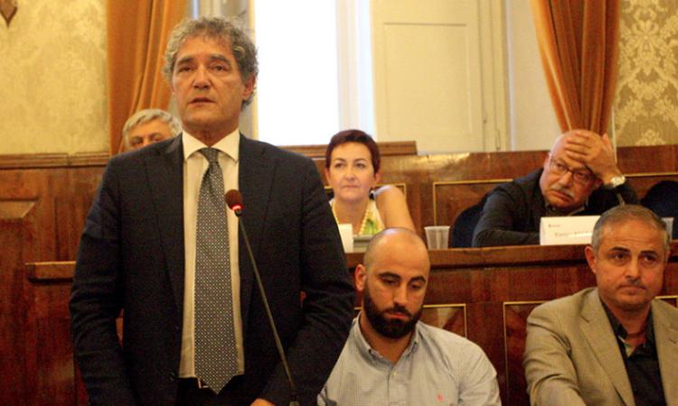 L'avvocato Mandrelli e il referendum sul taglio dei parlamentari: "Andate a votare no" L'avvocato Mandrelli e il referendum sul taglio dei parlamentari: "Andate a votare no"