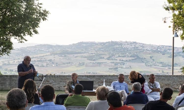 Montelupone, a Parco Franchi un "Incontro al tramonto" per riflettere sulla biodiversità Montelupone, a Parco Franchi un "Incontro al tramonto" per riflettere sulla biodiversità