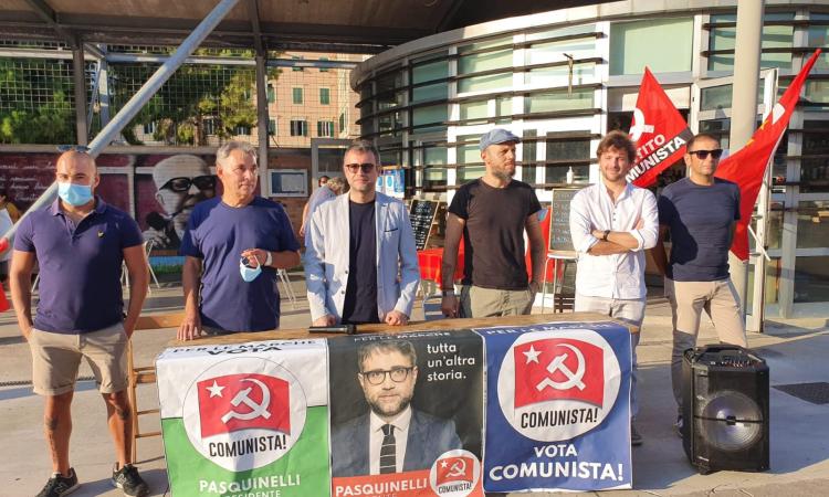 Regionali, Pasquinelli presenta la Lista Comunista: "Siamo gli unici alleati dei lavoratori" Regionali, Pasquinelli presenta la Lista Comunista: "Siamo gli unici alleati dei lavoratori"