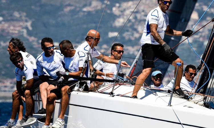 Club Vela Portocivitanova, Paolo Mangialardo trionfa nel Campionato Italiano d'Altura