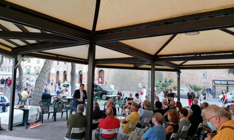 Regionali, Francesco Fiordomo presenta la sua candidatura a Porto Recanati