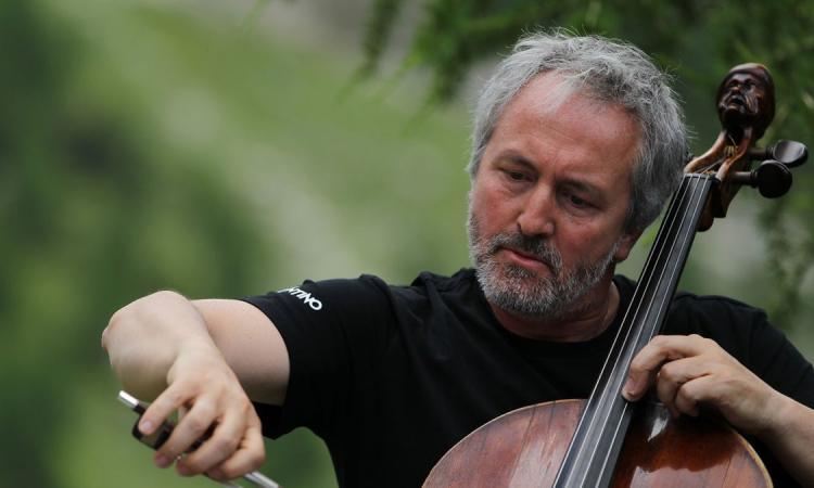 San Ginesio, Mario Brunello in concerto al Chiostro del Convento di Sant’Agostino