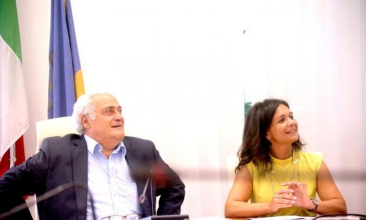Porto Recanati, Tari, Imu e bilancio comunale: il sindaco Mozzicafreddo fa il punto Porto Recanati, Tari, Imu e bilancio comunale: il sindaco Mozzicafreddo fa il punto