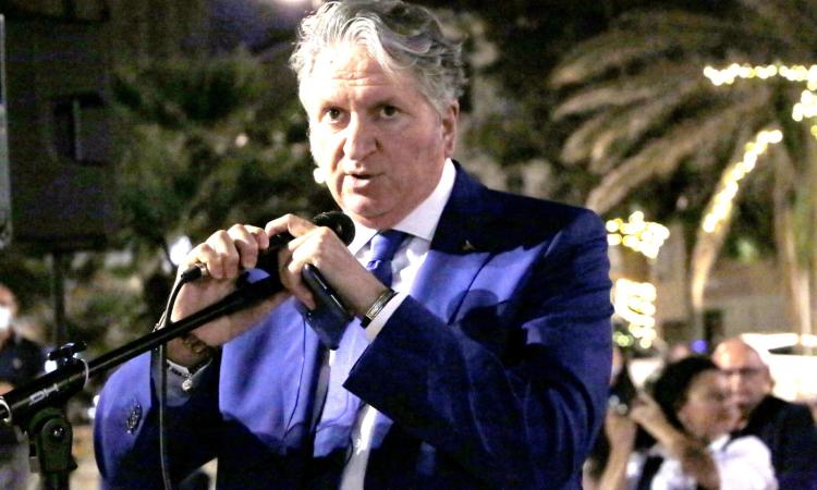 Tolentino, aumento dei casi: sono 13 i positivi. Il sindaco: "In vista di San Nicola, usate la mascherina" Tolentino, aumento dei casi: sono 13 i positivi. Il sindaco: "In vista di San Nicola, usate la mascherina"