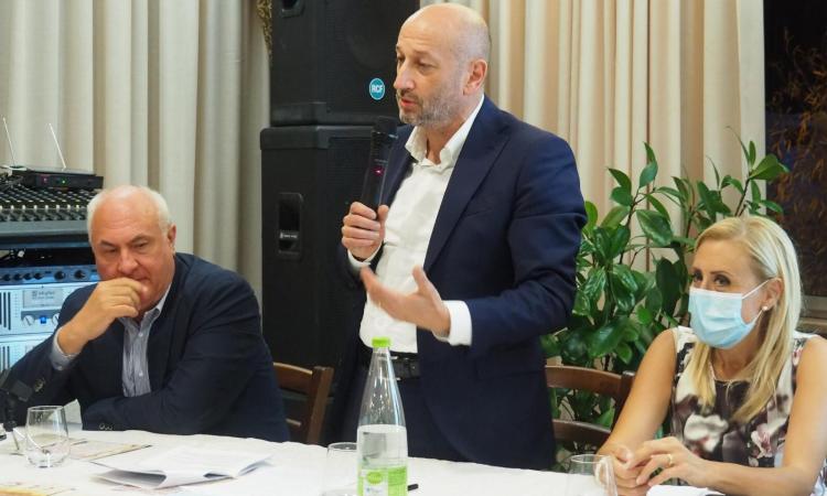 "Da elettrici ad elette", le donne in politica protagoniste all'incontro di Macerata Rinnova "Da elettrici ad elette", le donne in politica protagoniste all'incontro di Macerata Rinnova