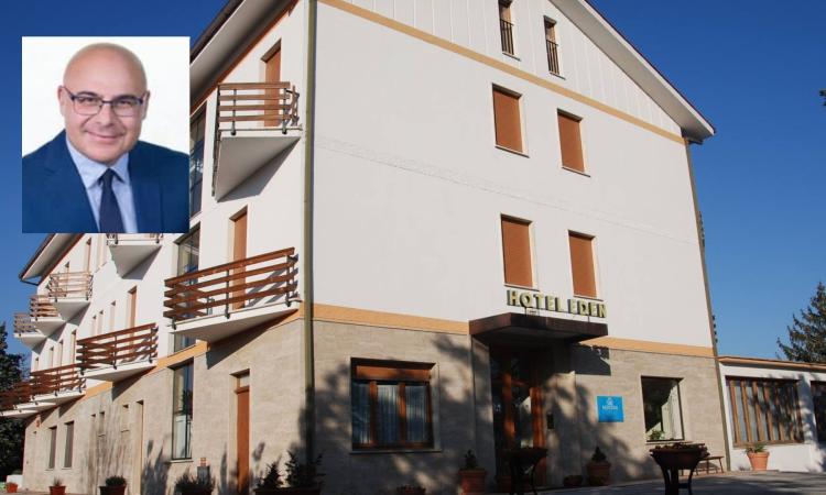 Regionali, Giovanni Chiucchi in visita all'Hotel Eden di Sarnano: "Gli albergatori sono stanchi" Regionali, Giovanni Chiucchi in visita all'Hotel Eden di Sarnano: "Gli albergatori sono stanchi"