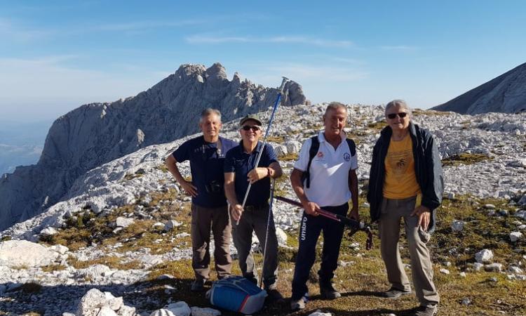 Quattro scalatori treiesi sulla cima del Gran Sasso: "La nostra passione non ha età"