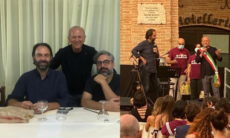 RisorgiMarche a Caldarola, concerto in piazza di Brunori Sas e Neri Marcorè