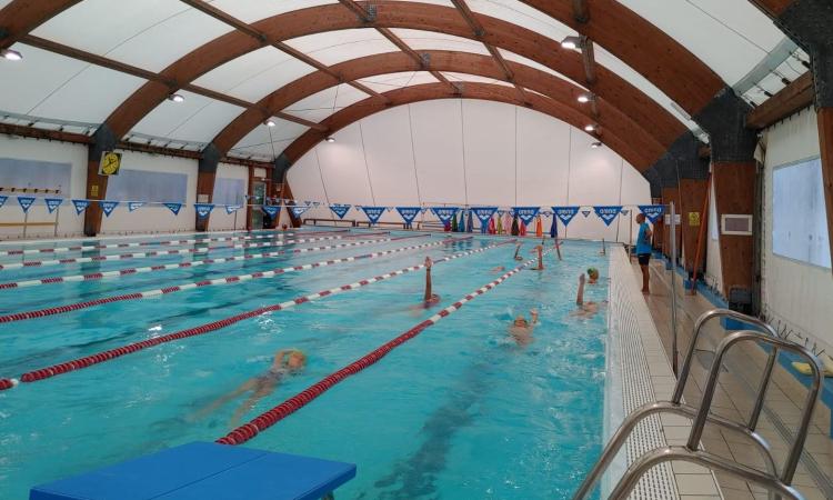 "Centro Nuoto Macerata": ripartono i corsi alla piscina comunale di viale Don Bosco