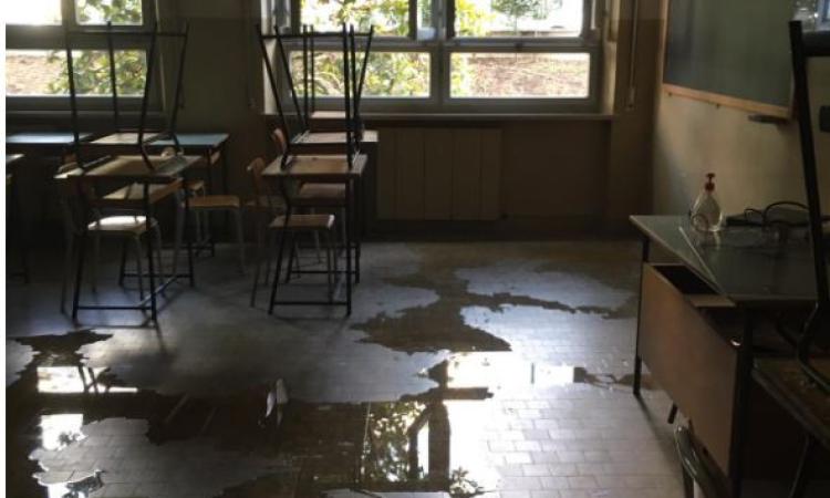 Macerata, aule allagate all'ITE "A.Gentili": sospese le attività didattiche di alcune classi