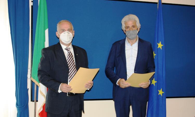 Macerata, oltre 26mila euro per la lotta allo spaccio nelle scuole: accordo tra Prefetto e sindaco