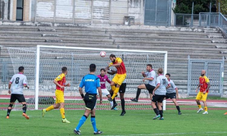 Serie D, il Tolentino scappa ma la Recanatese rimonta: il derby maceratese finisce 2-2