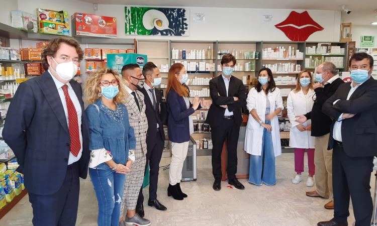 Potenza Picena, due nuovi sanificatori d'aria nelle farmacie comunali: presente il Governatore Acquaroli Potenza Picena, due nuovi sanificatori d'aria nelle farmacie comunali: presente il Governatore Acquaroli
