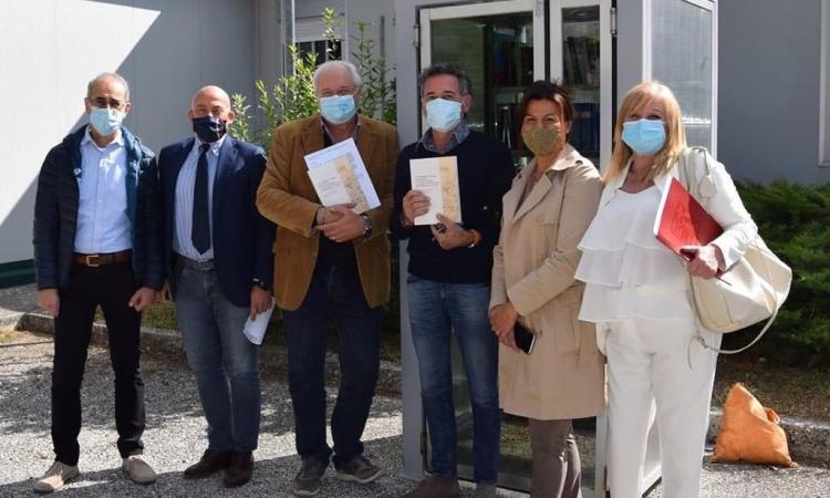 Camerino, corso di formazione nel settore tessile: guardare al futuro e creare nuove possibilità