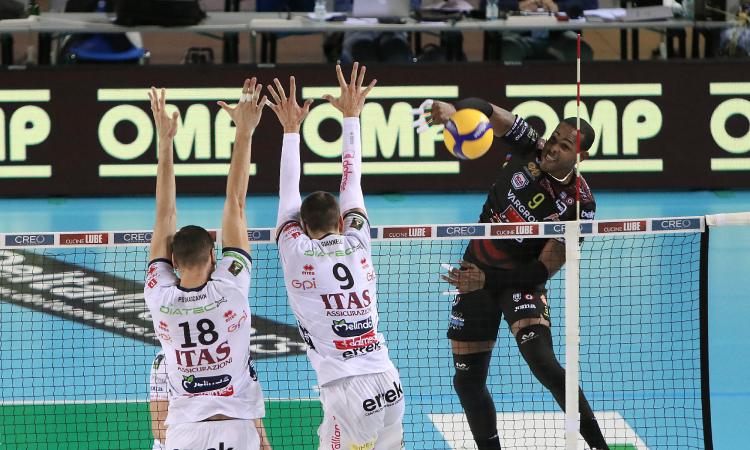 Volley, semifinale Lube-Trento: ufficiali date e orari di gara 1 e gara 2, come seguirle in tv