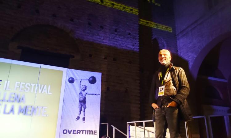 Macerata, "Lo sport è più di un semplice divertimento": Federico Buffa incanta Overtime