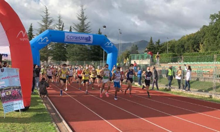 Atletica, tornano le corse su strada: Ahmed Ouhda e Simona Santini vincono la Marcia Camerte Atletica, tornano le corse su strada: Ahmed Ouhda e Simona Santini vincono la Marcia Camerte