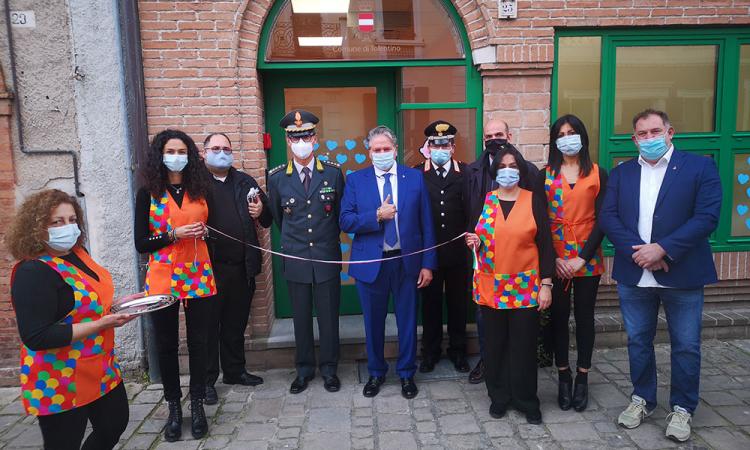 Tolentino, taglio del nastro per l“Asilo del Cuore”: il nuovo nido comunale al centro della città