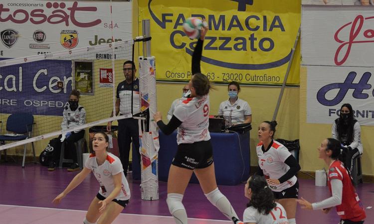 Cbf Balducci Macerata: sconfitta in quattro set dalla capolista Cutrofiano Cbf Balducci Macerata: sconfitta in quattro set dalla capolista Cutrofiano
