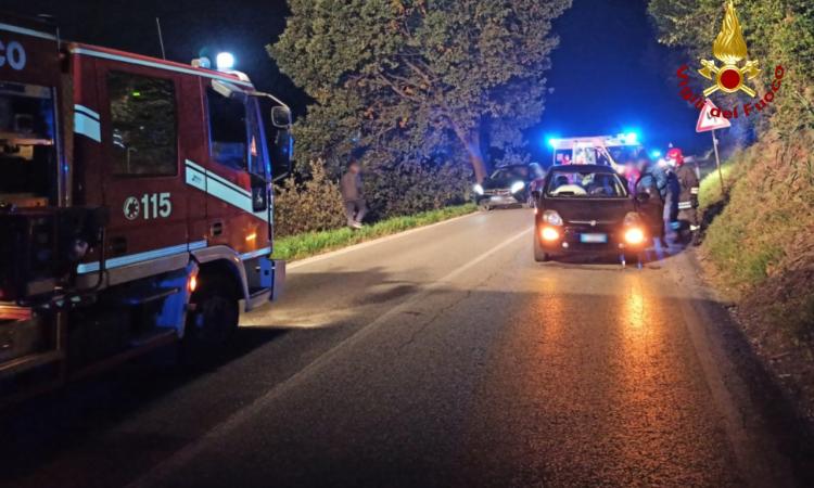 Corridonia, scontro tra due auto: un uomo finisce al pronto soccorso