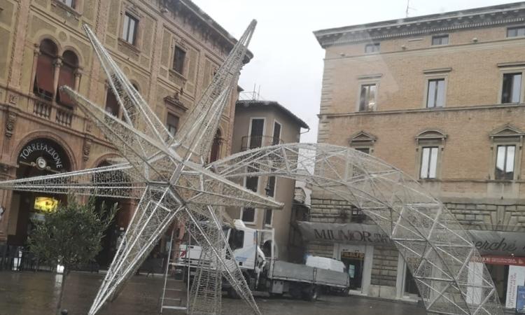 A Tolentino quest'anno il Natale arriva prima: luminarie accese già dal 7 novembre