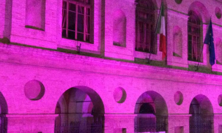 Giornata Mondiale della Prematurità: a Macerata lo Sferisterio si illuminerà di viola Giornata Mondiale della Prematurità: a Macerata lo Sferisterio si illuminerà di viola